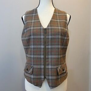 Vintage 80s Daniel Hechter Plaid Vest Zip Front Made in Canada Size 8